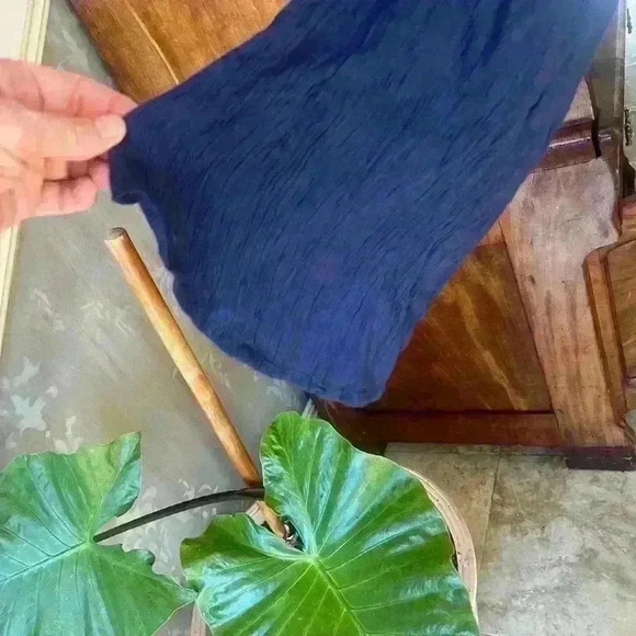 Old Navy ladies dress size medium. Tassels in front. Fully lined. Excellent find - Picture 2 of 6